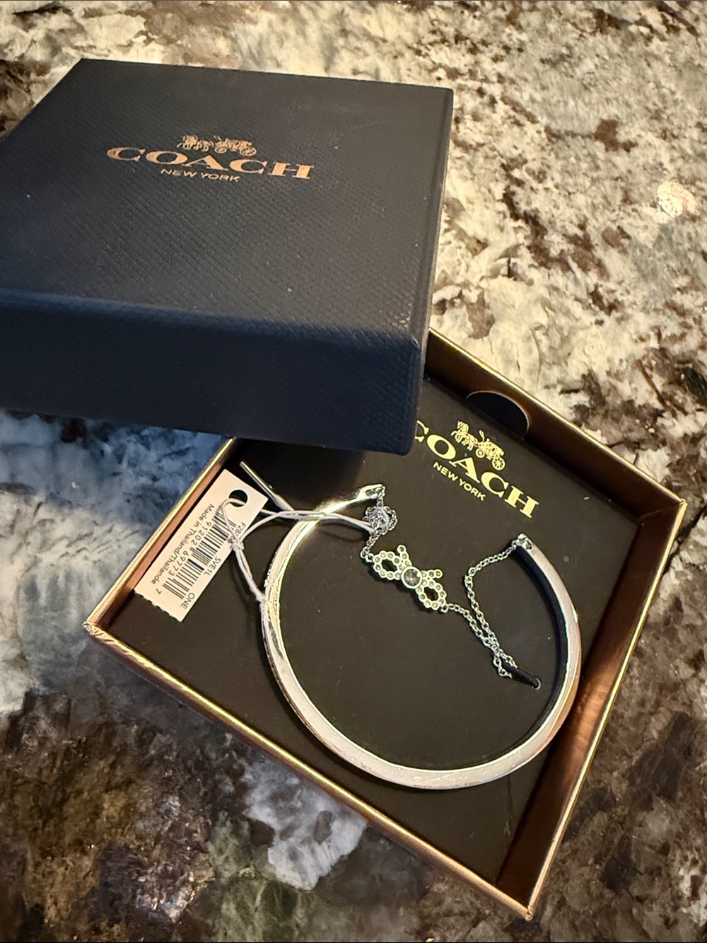Coach Silver-Tone Women’s silver bow chain cuff bracelet, new with gift box